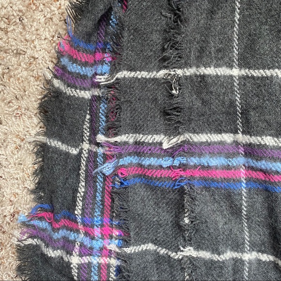 NWT American Eagle Blanket Scarf - Picture 6 of 8